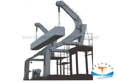 China Steel Gravity Luffing Arm Type Davit 85 Kn Working Load With Boat Own Gravity Power factory
